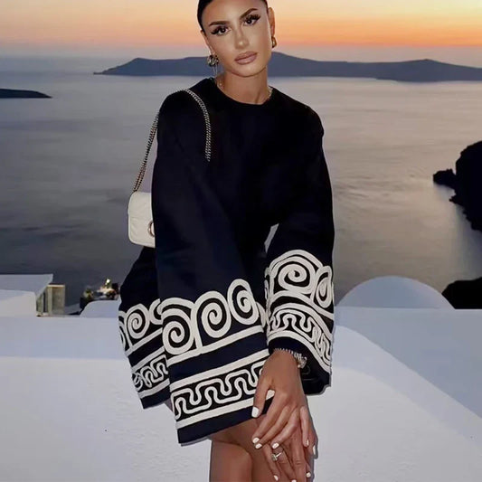 Jurk met fijn borduurwerk