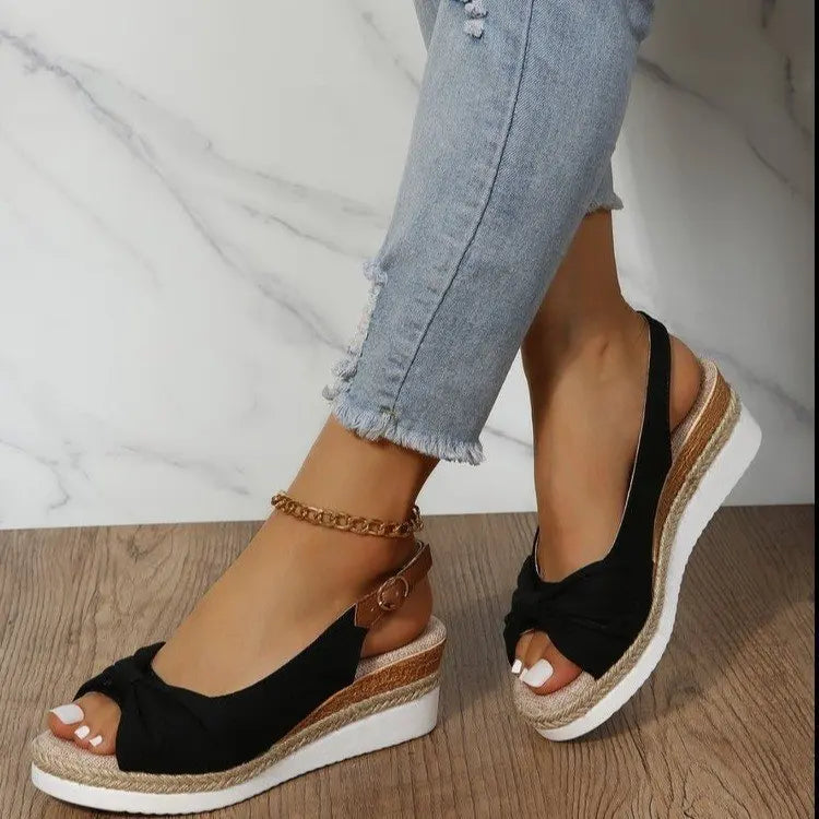 Open sandalen met mini hak