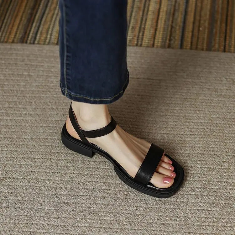 Lage hak sandalen