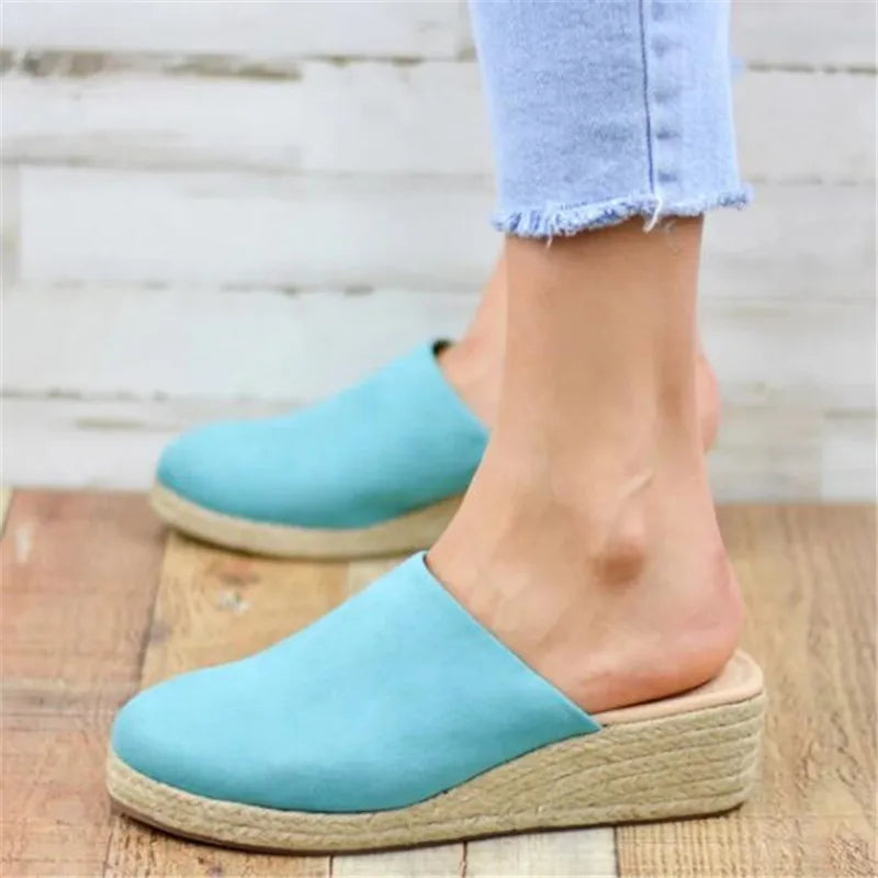 Halfhoge vintage slippers